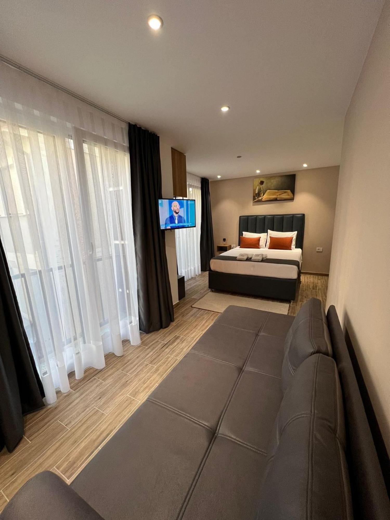 Comfort Hotel Струга Екстериор снимка