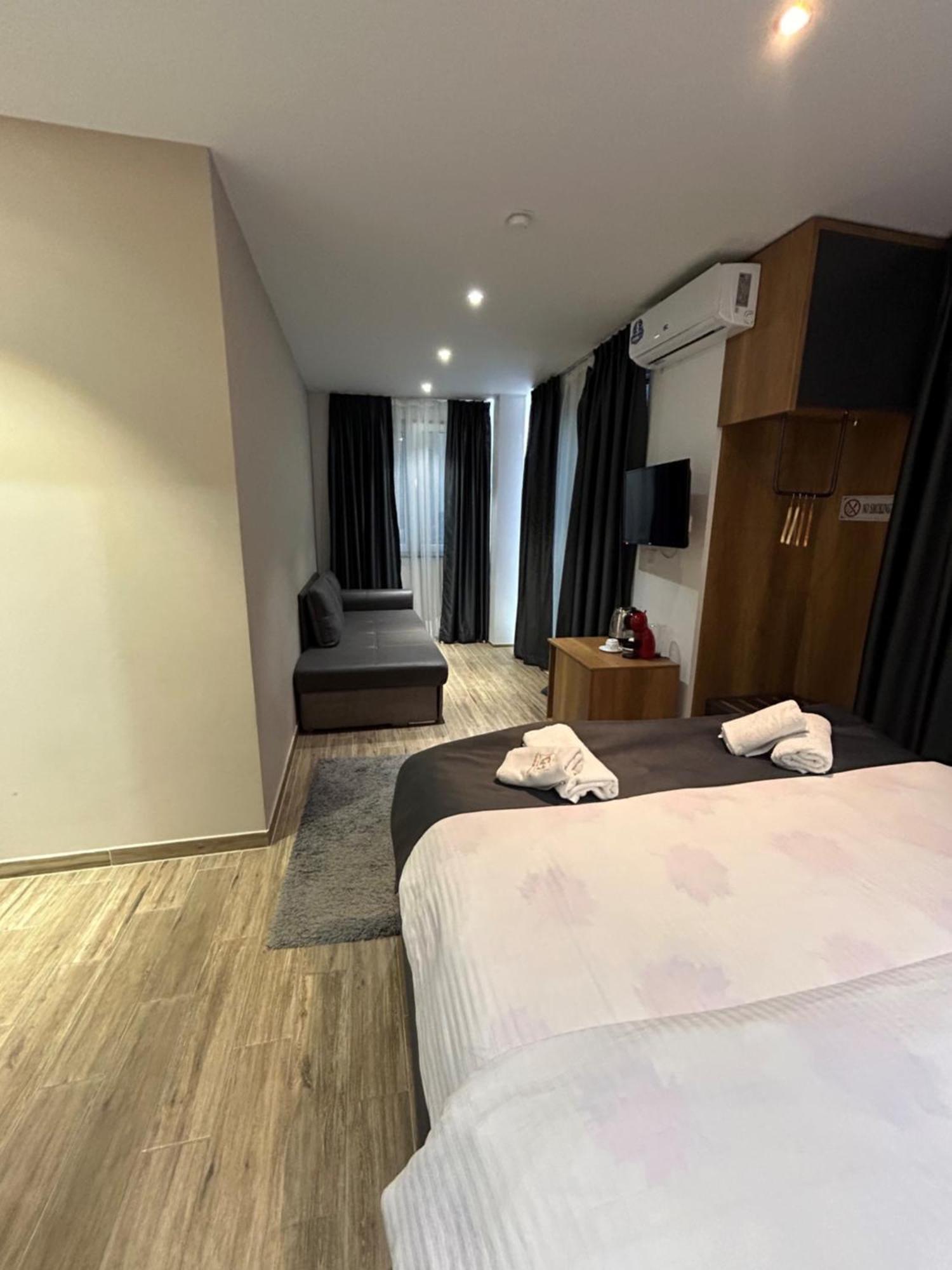 Comfort Hotel Струга Екстериор снимка