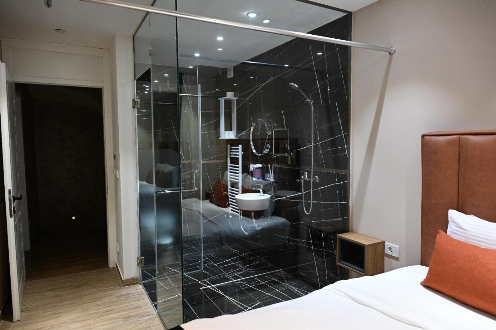 Comfort Hotel Струга Екстериор снимка